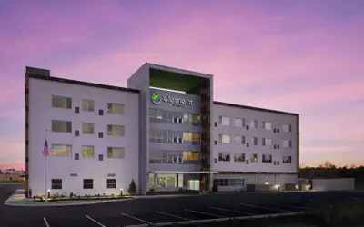 Element Pooler Savannah Airport