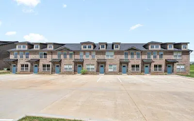 Henry Place Boulevard