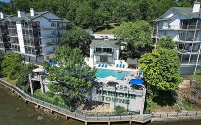 Breathtaking Views - Two Pools - Enclosed Balcony