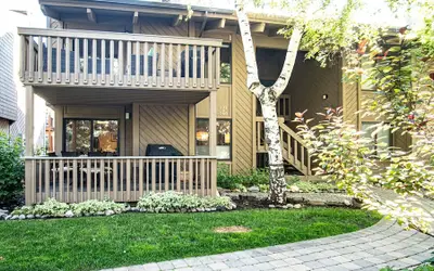 Sv139 - Walk to Lifts & Town - Hot Tub & Pool