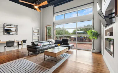 Contemporary 3BR Country Gem Swim Spa Fire Pit