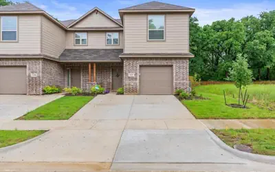 Luxurious 4 Bed Duplex Getaway