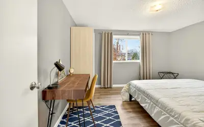 Clearview Comfort 3BR Near Airport