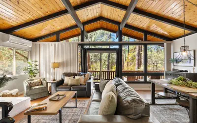 Ponderosa Hideaway 4-br Cabin Mtn View Trails Brbq