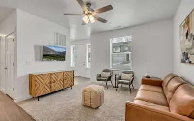 Wind Farm Estates by CDH G102