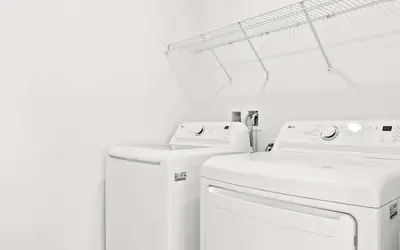 Near ONT Modern Designer Style Family Home