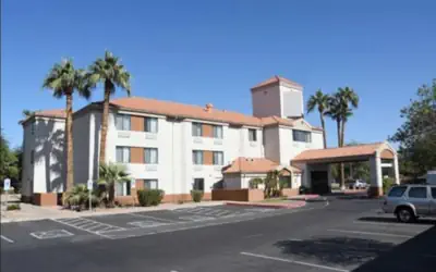 Sky Harbor Airport Inn
