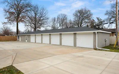 The Silo 1 - Traveler's Haven