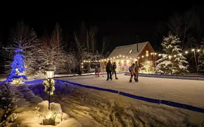 Log Cabin 1 Mile From Skiing - 1800bc