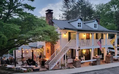 Dahlonega Inn on Main