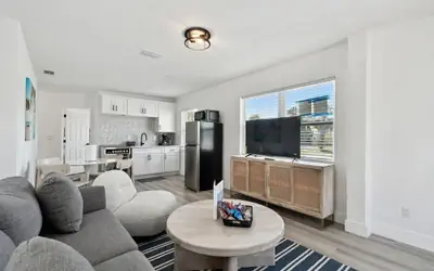 Stylish Treasure Island Getaway - 117 127th Ave E Unit 8