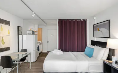 Studios On 25th by BCA Furnished Apartments Studio 05 E