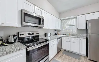 3012 E Norfolk Street