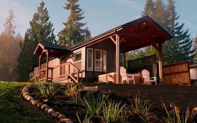 Skyriver Escape Riverfront With Hot Tub