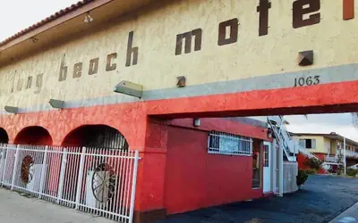 LONG BEACH MOTEL