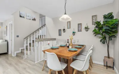 Chimney Park Retreat King Suite + Fenced Yard