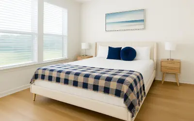 A+location,workerfriendly,kingbed,pool,gym,modern