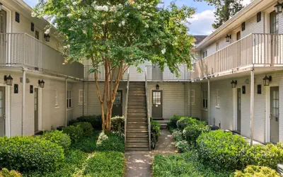 Brookwood Courtyard by BCA Furnished Apartments Bcc2b 09 I