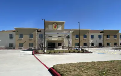 Super 8 By Wyndham Baytown