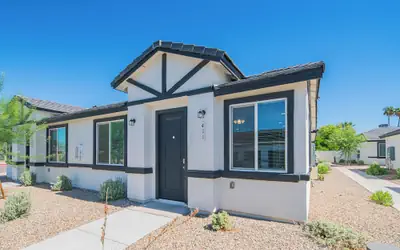 The One Luxury Stay with Gym and Pool