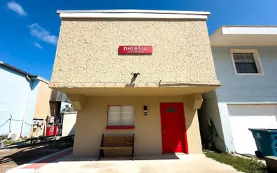 Channelfront - Dock - Fishing - Bbq - Deck 2 Bedroom Home