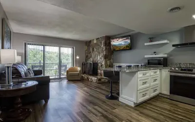 1023 English Mtn Condo By Beyond Expectations