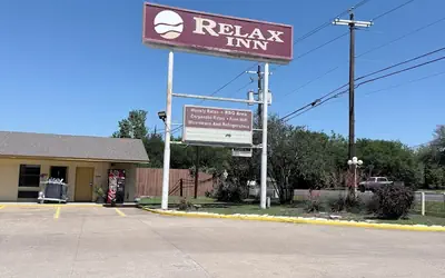 Relax Inn