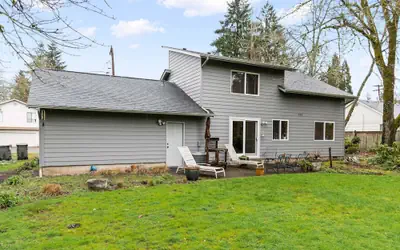 Oakway Oasis - 6 Minutes To Autzen 4 Bedroom Home