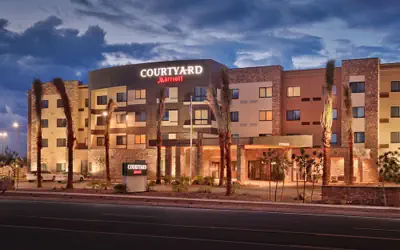Courtyard Phoenix Mesa Gateway Airport