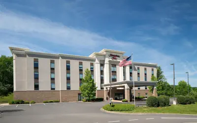 Hampton Inn Fairmont