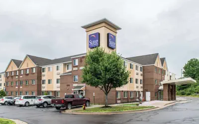Sleep Inn & Suites Pittsburgh Airport