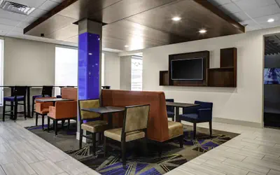 Holiday Inn Express & Suites Coldwater by IHG