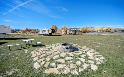 Bryce Canyon Log Cabins