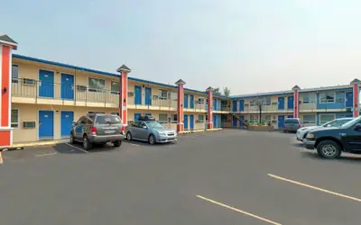 Studio 6 Suites Albany, OR