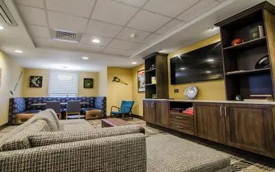 Staybridge Suites Marquette by IHG