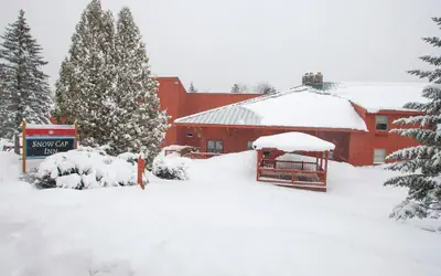 Snow Cap Inn