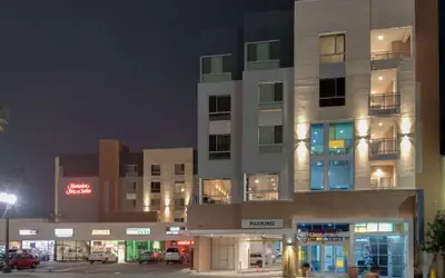 Hampton Inn & Suites Los Angeles - Glendale