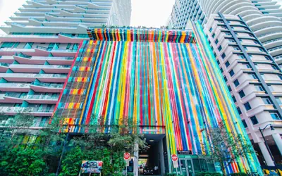 Dua Miami, Autograph Collection