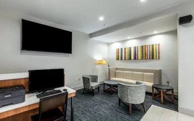 Holiday Inn Express & Suites Jersey City North - Hoboken by IHG