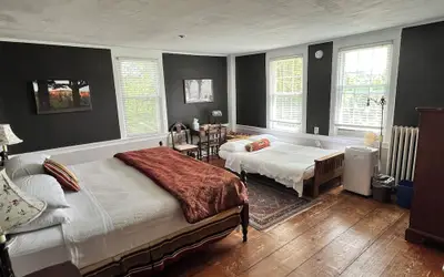 Colonel Williams Inn