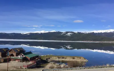 Lake View Suites
