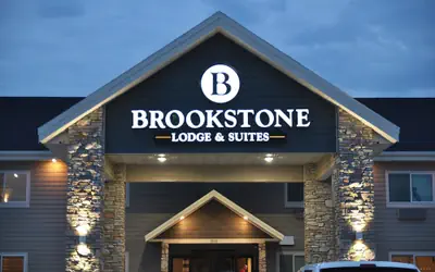 Reston Lodge & Suites