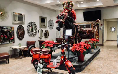 Marco LaGuardia Hotel