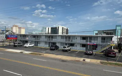 Belmont Inn And Suites