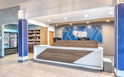 Holiday Inn Express & Suites Little Rock-West by IHG