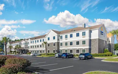 Comfort Inn & Suites Savannah Airport