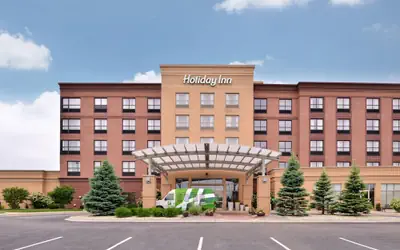 Holiday Inn Madison at The American Center by IHG