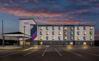 Spark by Hilton Pelham Birmingham I 65