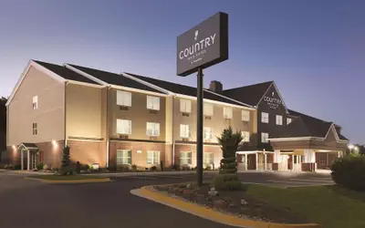 Country Inn & Suites by Radisson, Washington, D.C. East - Capitol Heights, MD