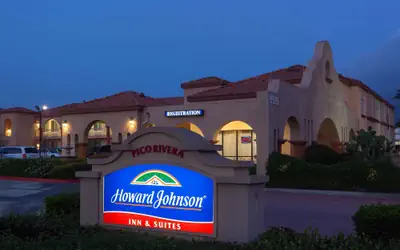 Howard Johnson Hotel & Suites by Wyndham Pico Rivera